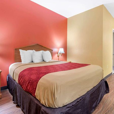 Econo Lodge Airport Louisville-Jefferson County Extérieur photo