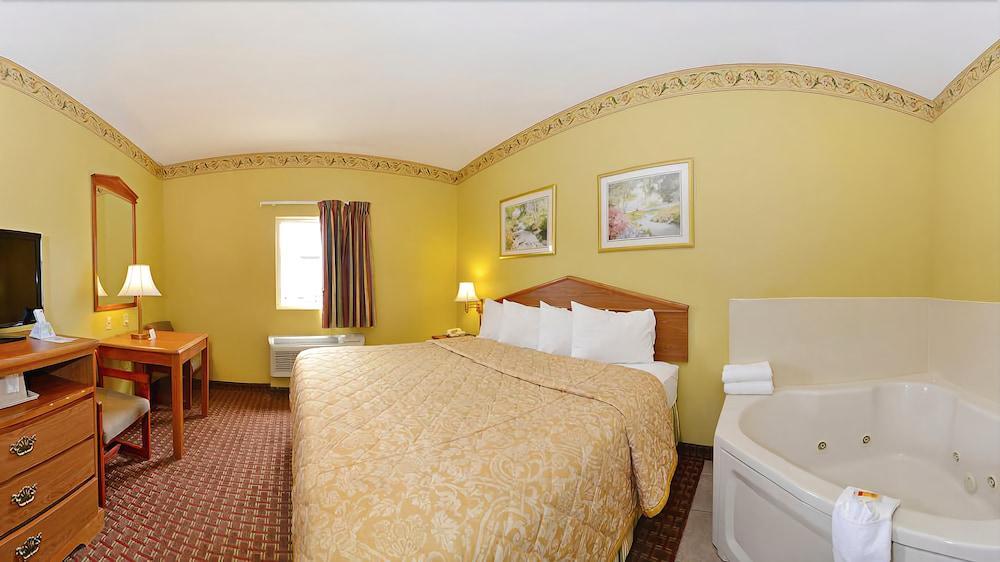 Econo Lodge Airport Louisville-Jefferson County Extérieur photo