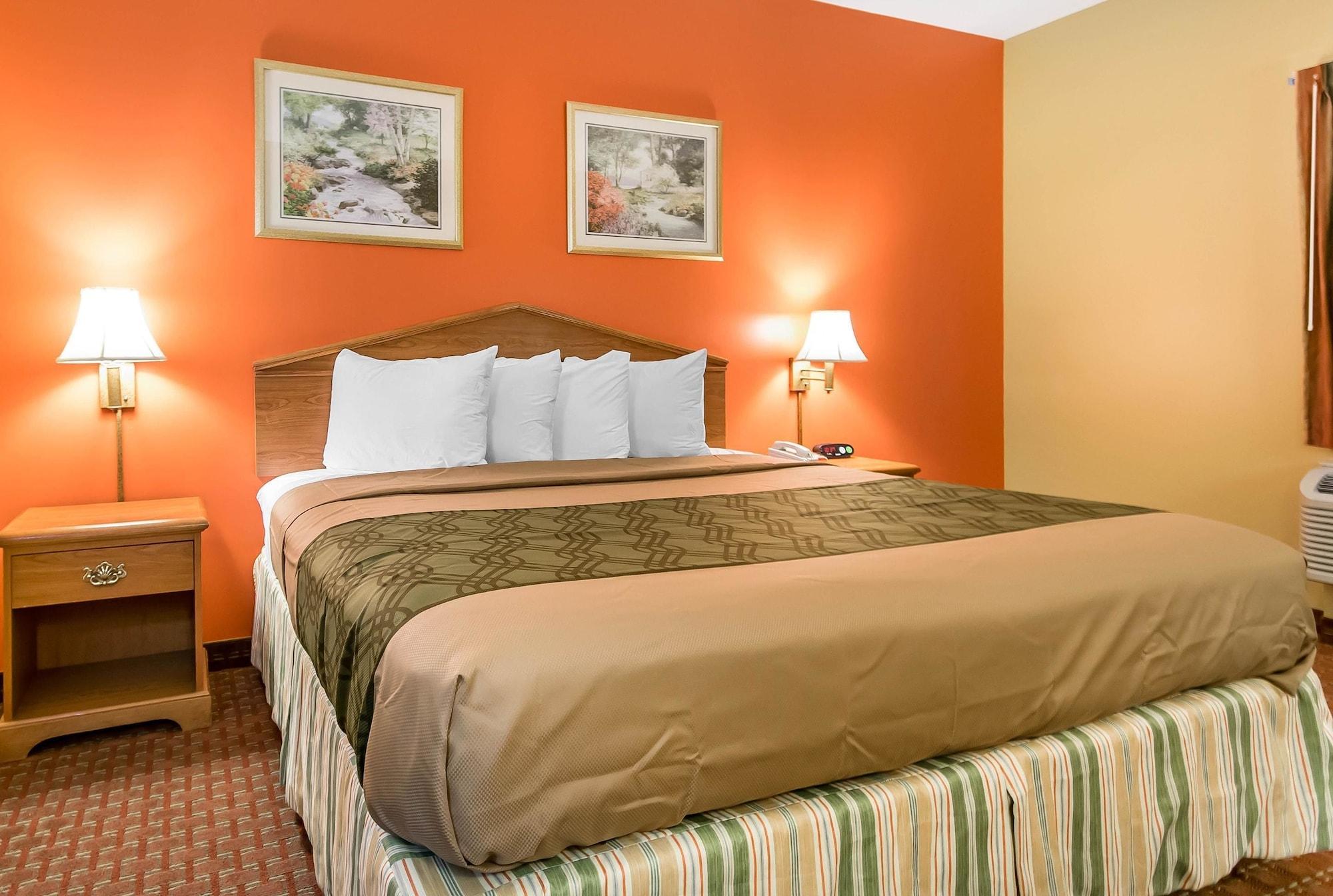 Econo Lodge Airport Louisville-Jefferson County Extérieur photo