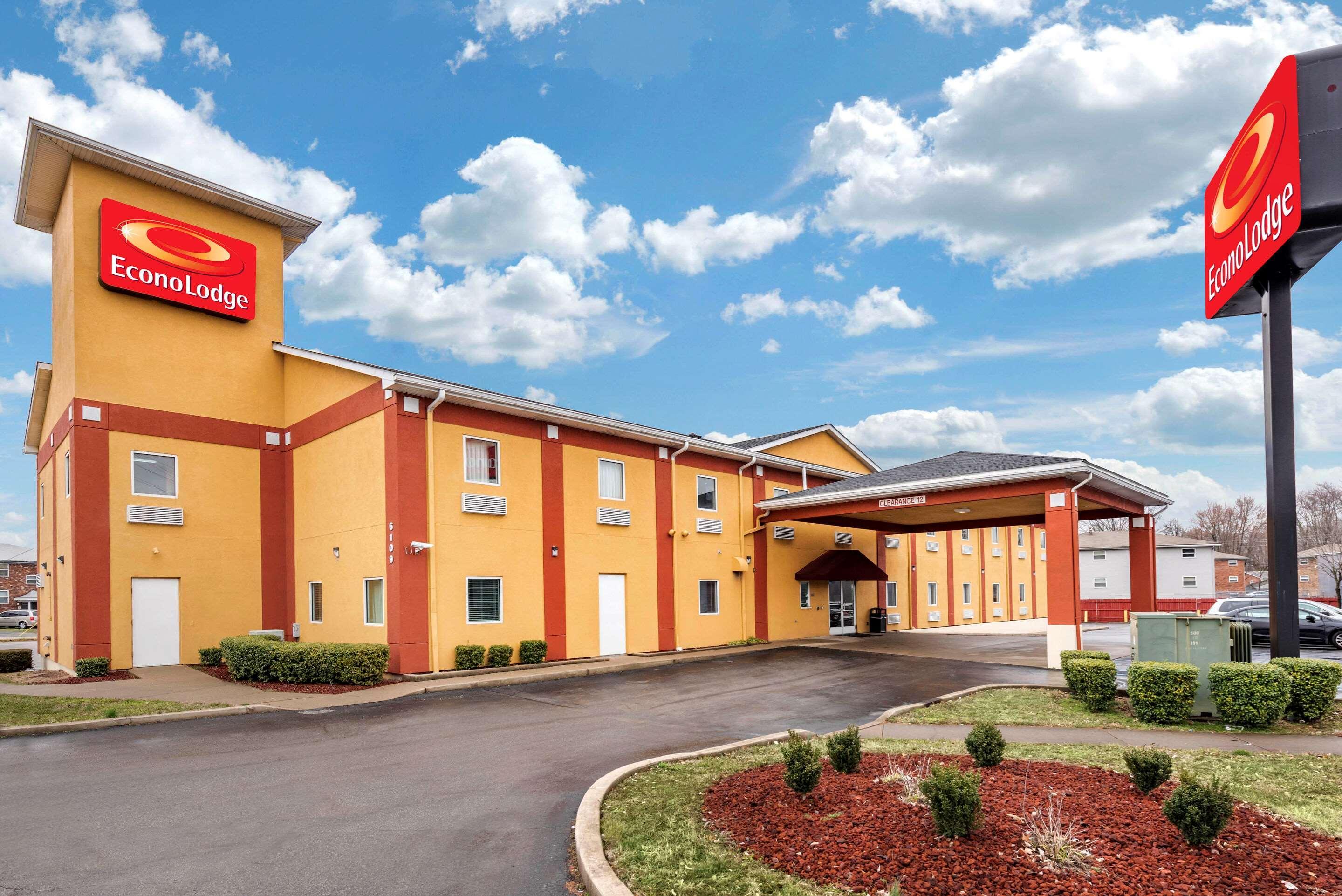Econo Lodge Airport Louisville-Jefferson County Extérieur photo