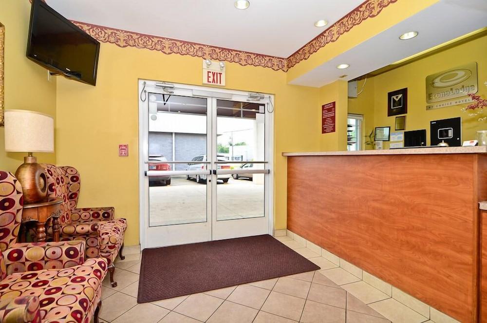 Econo Lodge Airport Louisville-Jefferson County Extérieur photo