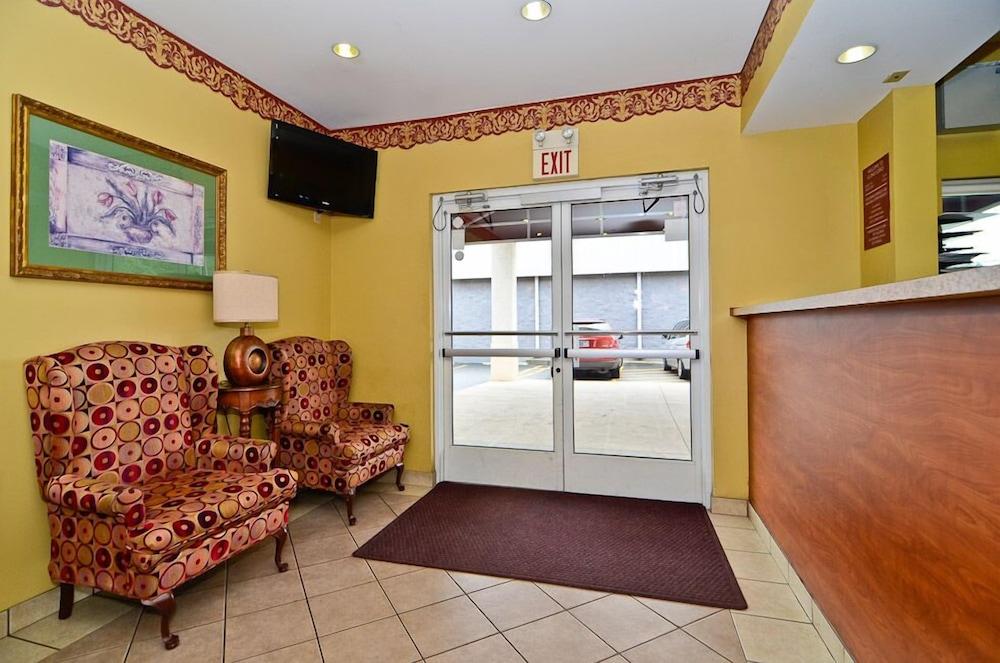 Econo Lodge Airport Louisville-Jefferson County Extérieur photo